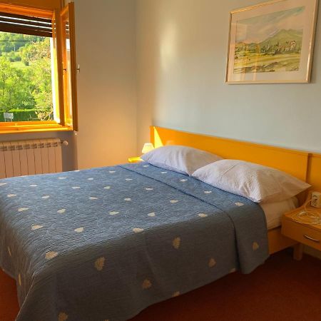 Gostisce Stari Grad Hotel Senozece Ngoại thất bức ảnh
